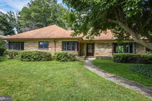 8104 Heacock Ln, Wyncote, PA 19095 - Photo 1