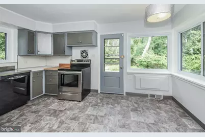 8104 Heacock Lane, Wyncote, PA 19095 - Photo 8