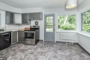 8104 Heacock Ln, Wyncote, PA 19095 - Photo 8