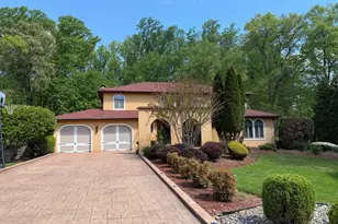1317 Mettler Rd, Huntingdon Valley, PA 19006 - Photo 1