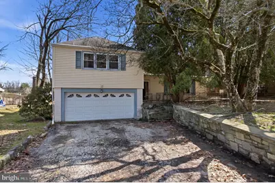 1650 E Willow Grove Avenue, Glenside, PA 19038 - Photo 1