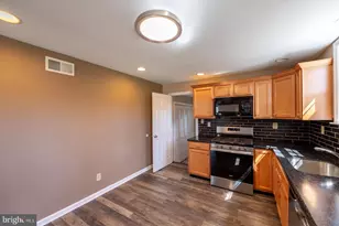 107 Valley View Rd, Norristown, PA 19401 - Photo 16