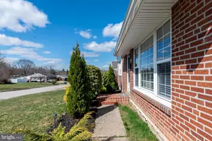 107 Valley View Rd, Norristown, PA 19401 - Photo 4