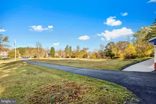 2126 Needhammer Rd, Pottstown, PA 19464 - Photo 2