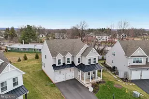 15 Patricia Dr, Trappe, PA 19426 - Photo 2