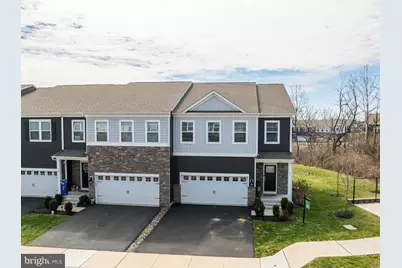 17 Egret Way, Phoenixville, PA 19460 - Photo 1