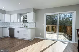 1146 Valley Stream Dr, Perkiomenville, PA 18074 - Photo 10