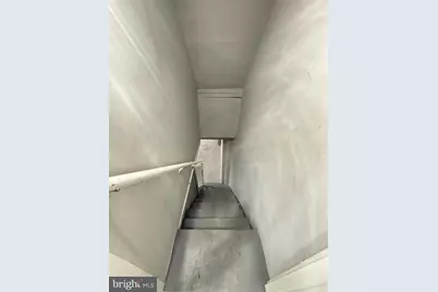 249 E Oak Street, Norristown, PA 19401 - Photo 14