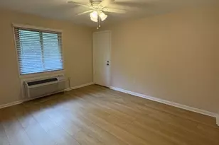 250 Tanglewood Ln, King of Prussia, PA 19406 - Photo 8