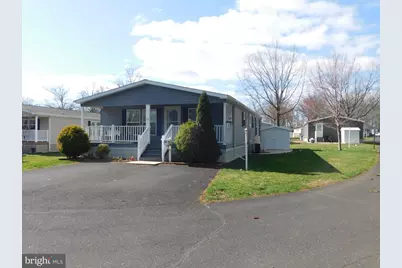 22 Holiday Avenue, Hatfield, PA 19440 - Photo 2