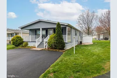 22 Holiday Avenue, Hatfield, PA 19440 - Photo 2