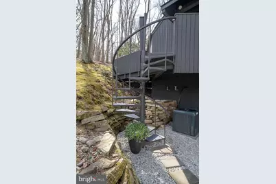 471 Gypsy Lane, King of Prussia, PA 19406 - Photo 2