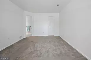 1116 Foxmeadow Dr, Royersford, PA 19468 - Photo 14