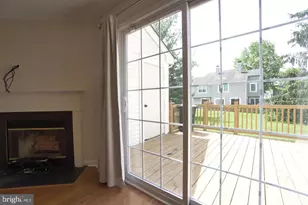 6006 Rolling Hill Dr, North Wales, PA 19454 - Photo 10