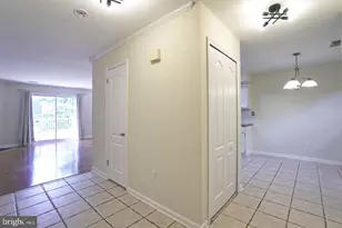 6006 Rolling Hill Dr, North Wales, PA 19454 - Photo 2