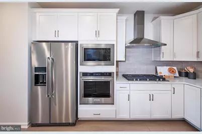 102 Beacon Court #10404, Royersford, PA 19468 - Photo 4