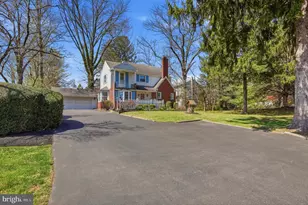 2240 Pioneer Rd, Hatboro, PA 19040 - Photo 2