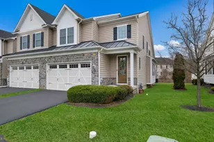 105 Brentwood Ct, Montgomeryville, PA 18936 - Photo 1