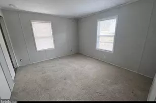 910 Lakeview Dr, Green Lane, PA 18054 - Photo 18