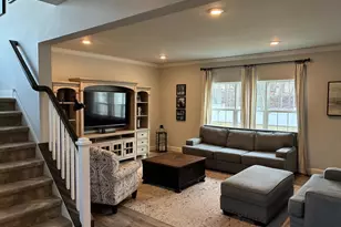 1010 Bayberry Dr, Pennsburg, PA 18073 - Photo 12