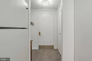 1655 Oakwood Dr, Narberth, PA 19072 - Photo 6