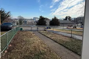 218 Cedar Ave, Conshohocken, PA 19428 - Photo 18