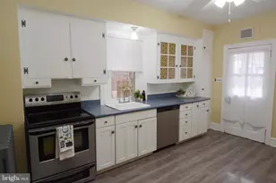 218 E Broad St, Souderton, PA 18964 - Photo 16