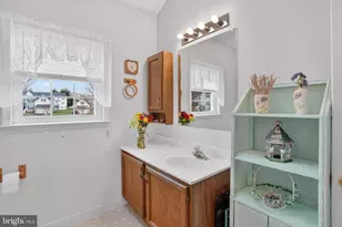 307 Sharon Ct, King of Prussia, PA 19406 - Photo 32