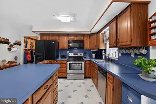 307 Sharon Ct, King of Prussia, PA 19406 - Photo 8