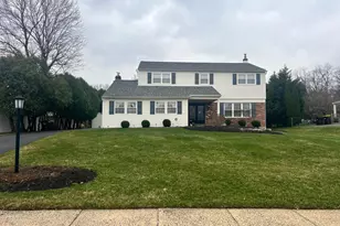 1025 Singer Ln, Norristown, PA 19403 - Photo 2