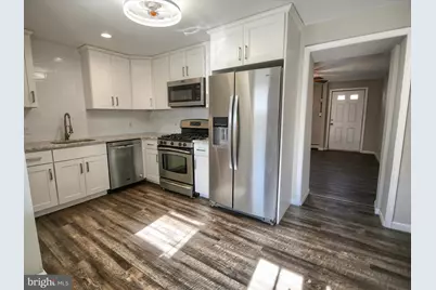 24 W Front Street, Bridgeport, PA 19405 - Photo 8