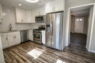 24 W Front St, Bridgeport, PA 19405 - Photo 8