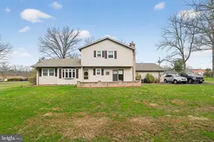 1000 Brookwood Dr, Pottstown, PA 19464 - Photo 32