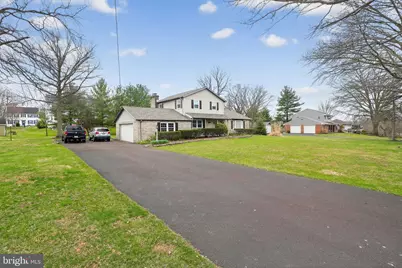 1000 Brookwood Drive, Pottstown, PA 19464 - Photo 2