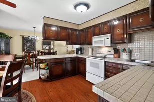 1000 Brookwood Dr, Pottstown, PA 19464 - Photo 12