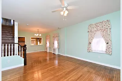 15 Egypt, Norristown, PA 19403 - Photo 2