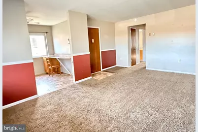 650 Brooke Road #B-11, Glenside, PA 19038 - Photo 2