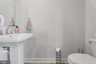 46 Continental Wy, Bridgeport, PA 19405 - Photo 12