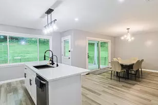 1950 Valley, Meadowbrook, PA 19046 - Photo 10