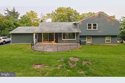 1950 Valley, Meadowbrook, PA 19046 - Photo 2