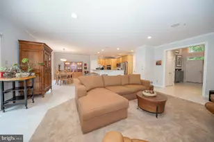 406 Merion Hill Ln, Conshohocken, PA 19428 - Photo 6