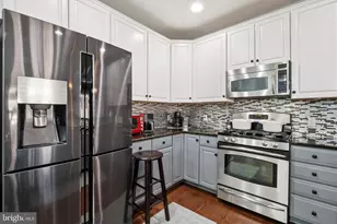 309 Carson Terrace, Huntingdon Valley, PA 19006 - Photo 4