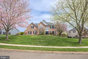 7017 Windswept Ln, Norristown, PA 19403 - Photo 38