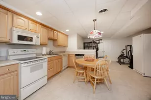 7017 Windswept Ln, Norristown, PA 19403 - Photo 26