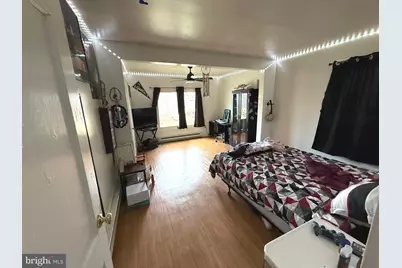 321 W Chestnut Street, Pottstown, PA 19464 - Photo 6