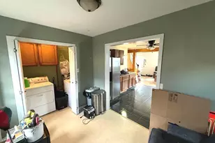 321 W Chestnut St, Pottstown, PA 19464 - Photo 4