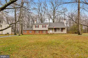 104 Woodland Dr, Lansdale, PA 19446 - Photo 2