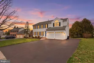 119 Chatham Pl, Lansdale, PA 19446 - Photo 2