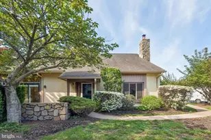 32 Highgate Ln, Blue Bell, PA 19422 - Photo 1