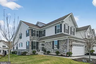 727 Friendship Hill Dr, Collegeville, PA 19426 - Photo 2